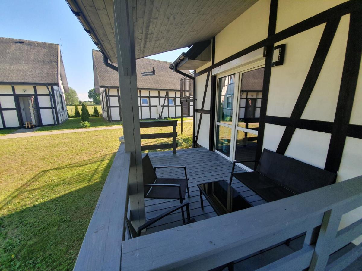 Ferienwohnung Przystanek Lato Jarosławiec Exterior foto